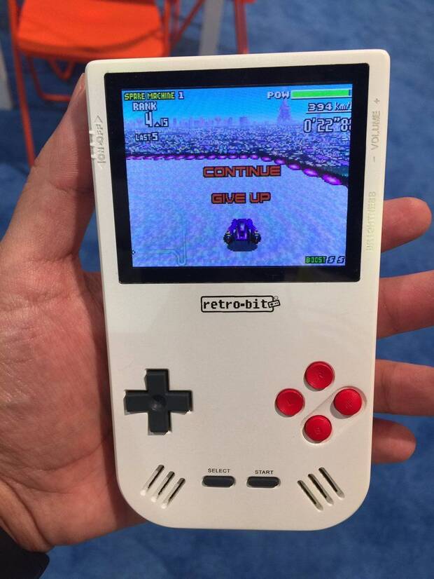 Super Retro Boy se lleva uno de los premios del CES 2017 Imagen 2