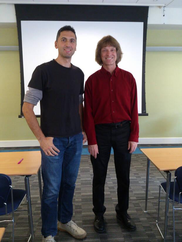 Guerrero con Scott Meyers, autor de la serie de libros 'Effective C++' y experto en este lenguaje de programación.