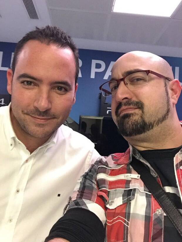 Yeste con Jon Cortázar, director de Relevo Games.