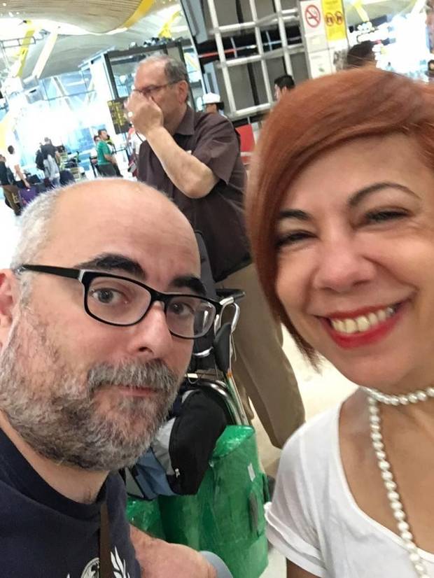 Sánchez con Lidia Pitzalis, jefa de comunicación de Xbox durante varios años.