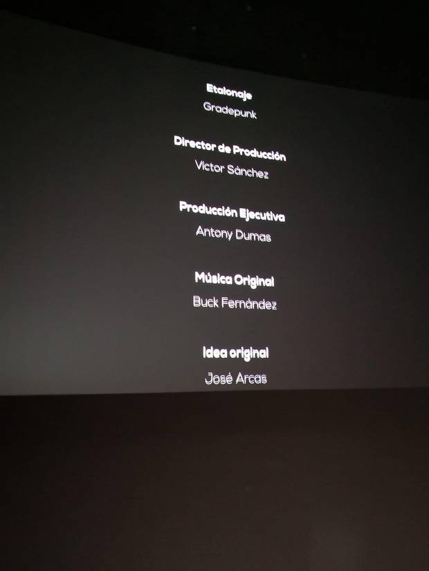Los títulos de crédito del documental de LOLiTO en la sala 25 de Kinépolis de Madrid.