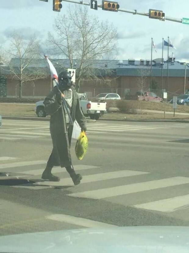 La policía canadiense confunde un cosplay de Fallout con un posible terrorista Imagen 2