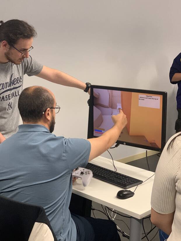 El equipo de U-tad, casi todos profesionales en activo, están de apoyo a los alumnos.