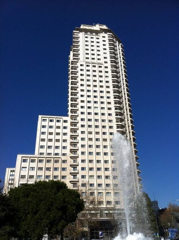 Las oficinas de Dinamic estaban en la planta 29 de la icónica torre de Madrid, en el centro de la ciudad.