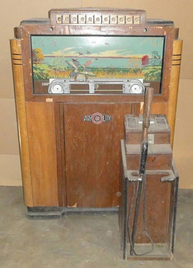 Seeburg Ray-O-Lite de 1936 en una imagen compartida por un usuario de Reddit