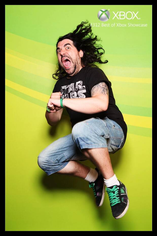 Maeso en el stand de Xbox del E3 de 2012.