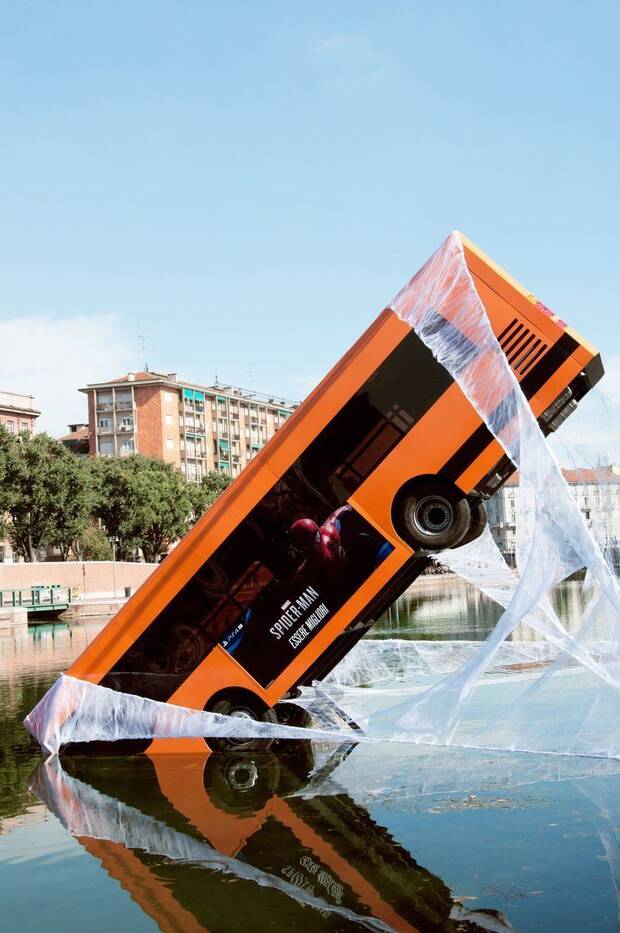 As� es la espectacular publicidad de Spider-Man en Italia Imagen 2