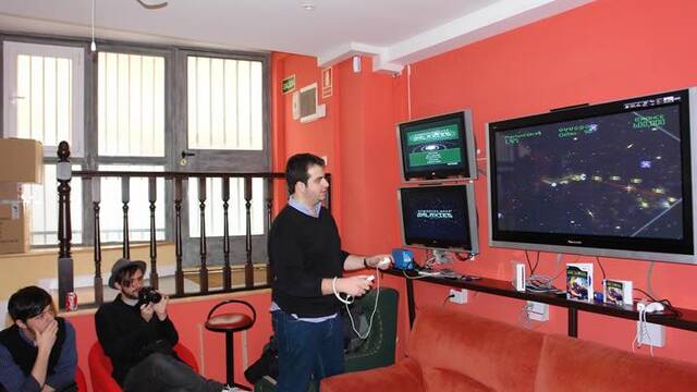 Geometry Wars: Galaxy se presenta en Espa�a