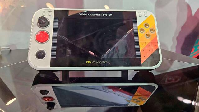 As� es la nueva consola port�til de Atari