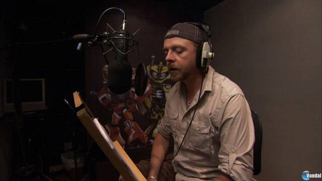 Simon Pegg prestará su voz a un personaje de Spare Parts