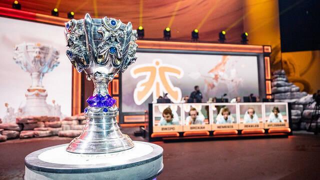 El trofeo de los Worlds 2019, en Madrid