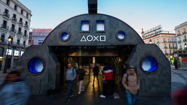PlayStation y su nave en Callao