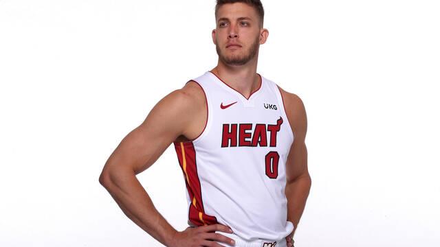 Meyers Leonard expulsado de Twitch por un comentario racista