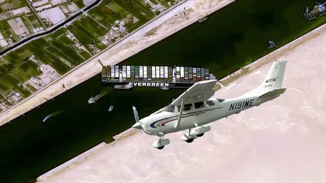 El barco del Canal de Suez se cuela en Microsoft Flight Simulator 
