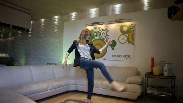 La modelo Martina Klein prueba Project Natal en Espa�a