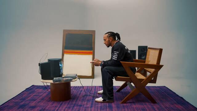 Lewis Hamilton confiesa el que para �l es el mejor juego de carreras