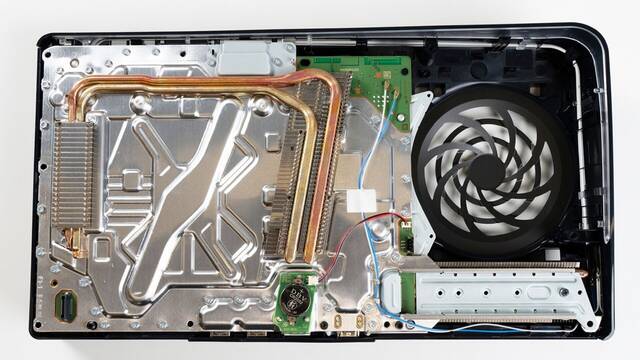 Sony destripa PS5 Pro y nos ense�a c�mo es el interior de su consola m�s potente hasta la fecha 