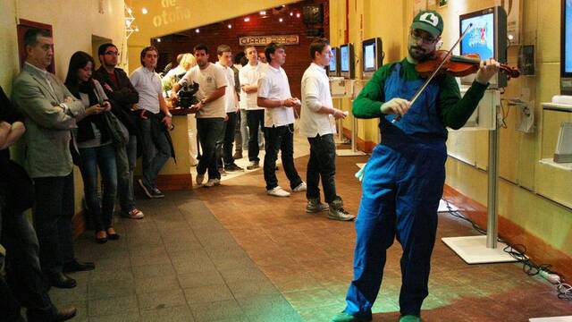 Charles Martinet presenta Super Mario Galaxy 2 en Madrid