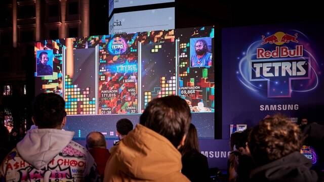 Red Bull Tetris vuelve con un torneo mundial que llevar� el juego al cielo de Dub�i con 2000 drones