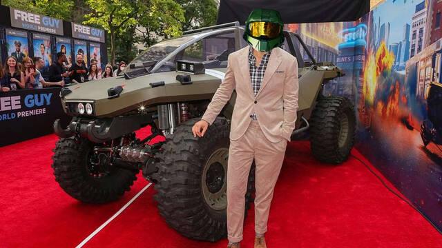 Xbox lleva un Warthog de Halo Infinite a la premiere de Free Guy.