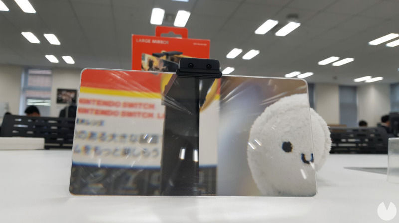 ¿Problemas con el tamaño de la pantalla de Switch? Crean un accesorio con lupa para ello