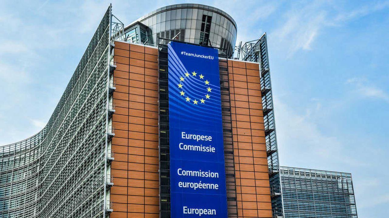 Imagen de la fachada del edificio de la Comisión Europea