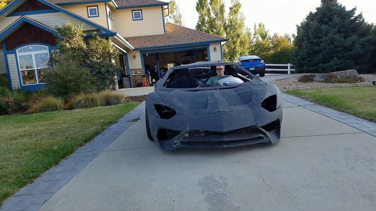 Padre e hijo crean Lamborghini con impresora 3D Padre e hijo crean Lamborghini con impresora 3D