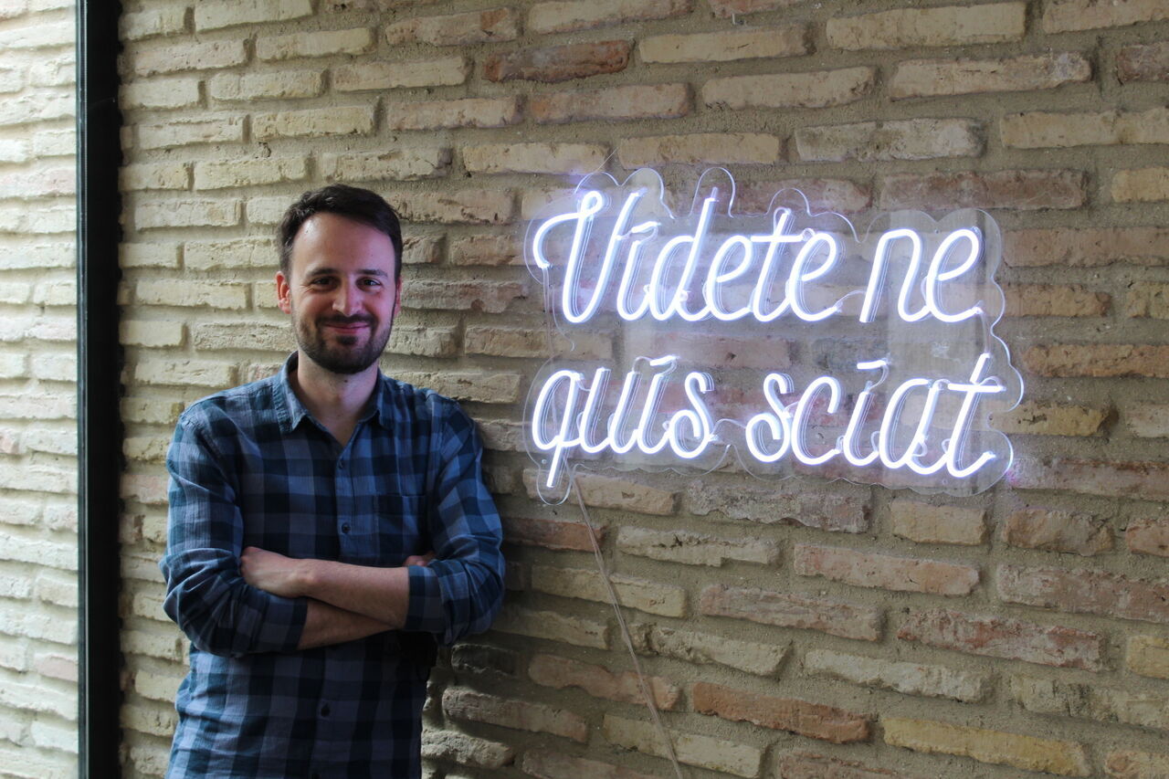 Enrique Cabeza, el hombre que ha llevado la imaginería religiosa española a los videojuegos. Noticias en tiempo real