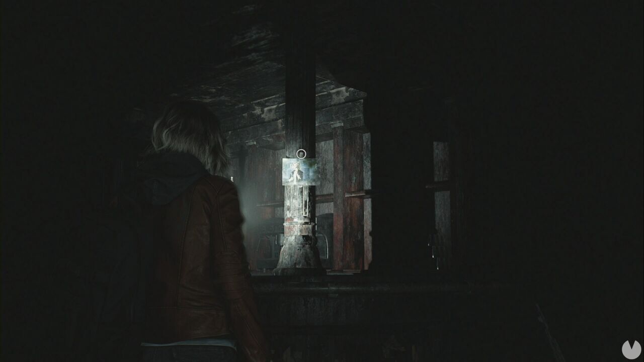 Resident Evil Requiem - Wrenwood Hotel, photograph on the ground-floor bar counter with the key to the south door hidden behind it