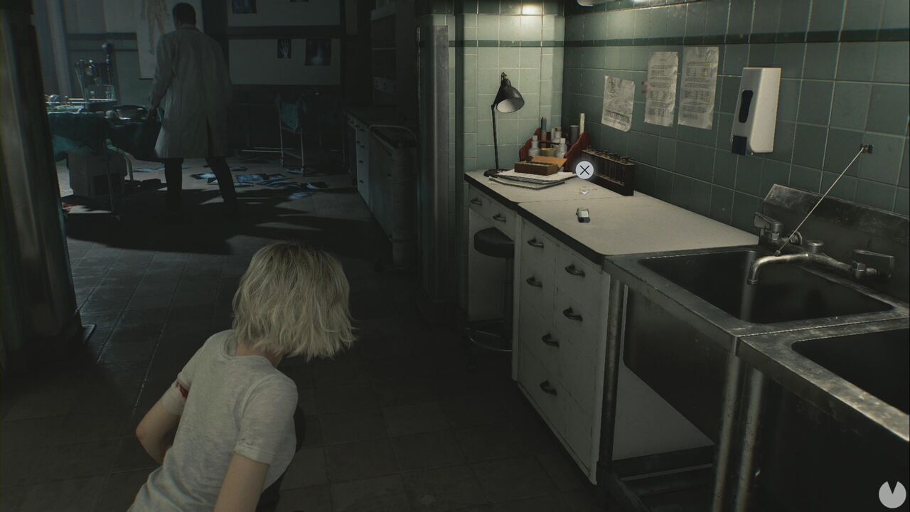 Resident Evil Requiem - Patient Center (III), Hemolytic Injector in the Examination Room of the Patient Center's East Wing