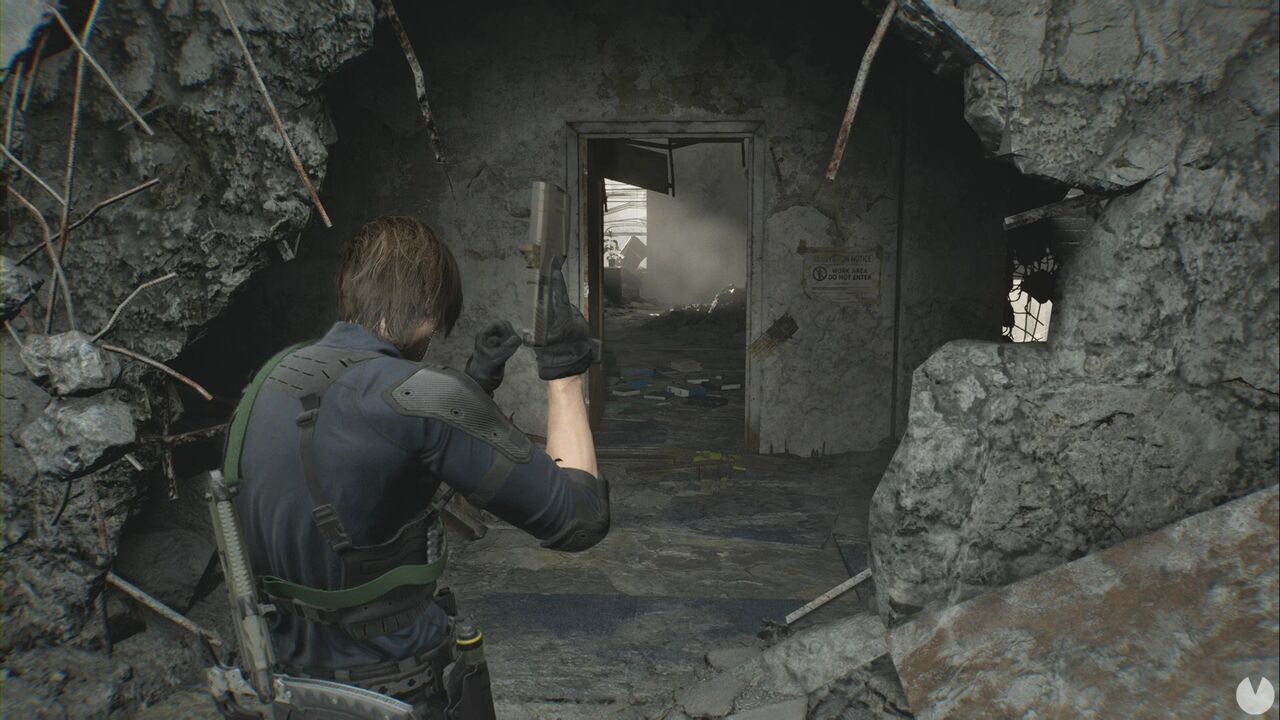 Resident Evil Requiem - East Raccoon City, door blocked by boards inside Willis Tower