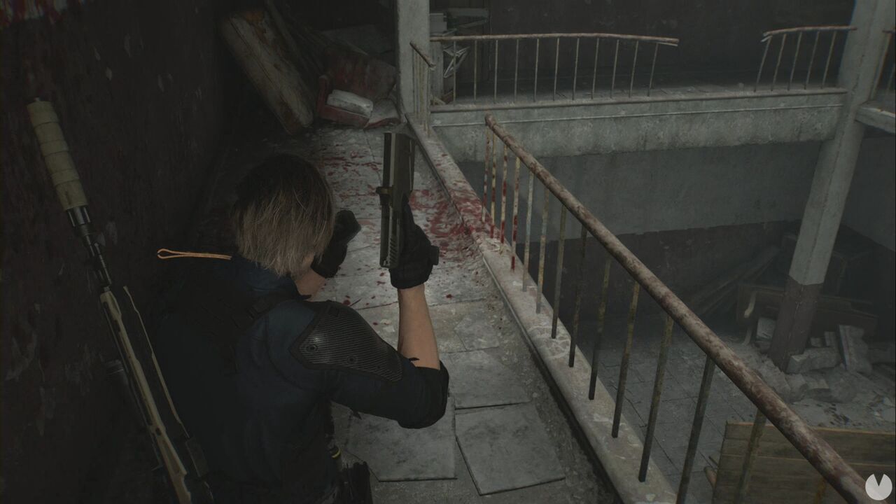Resident Evil Requiem - East Raccoon City, broken railing on the first floor of the Cedarbrook Apartments providing another route down to the ground floor