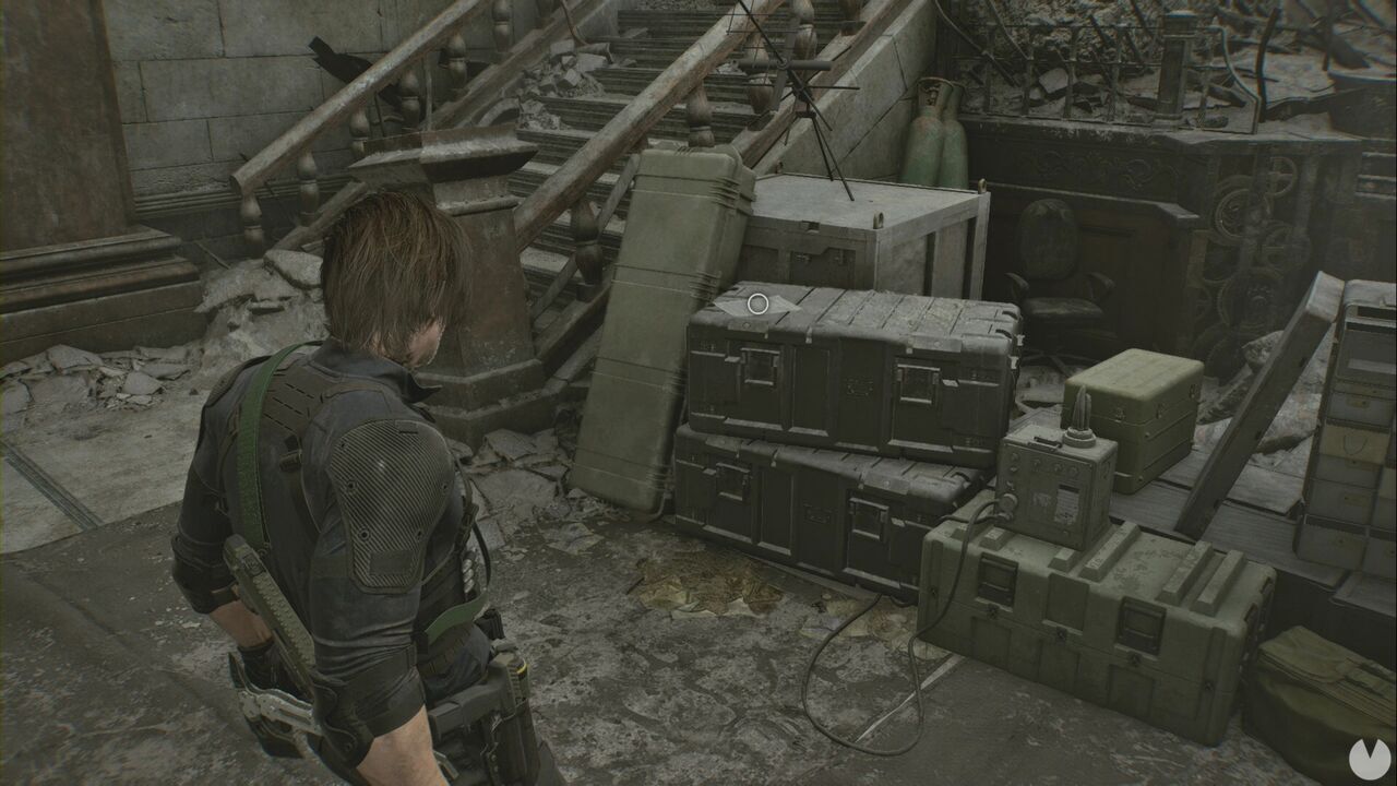 Resident Evil Requiem - R.P.D., location of the R.P.D. Perimeter Report on a box in the Main Hall