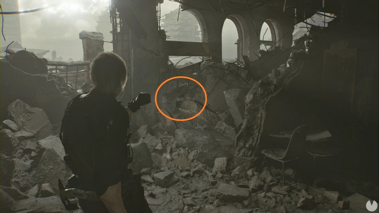 Resident Evil Requiem - R.P.D., location of the Mr. Raccoon among the rubble against the western wall of the Operations Room