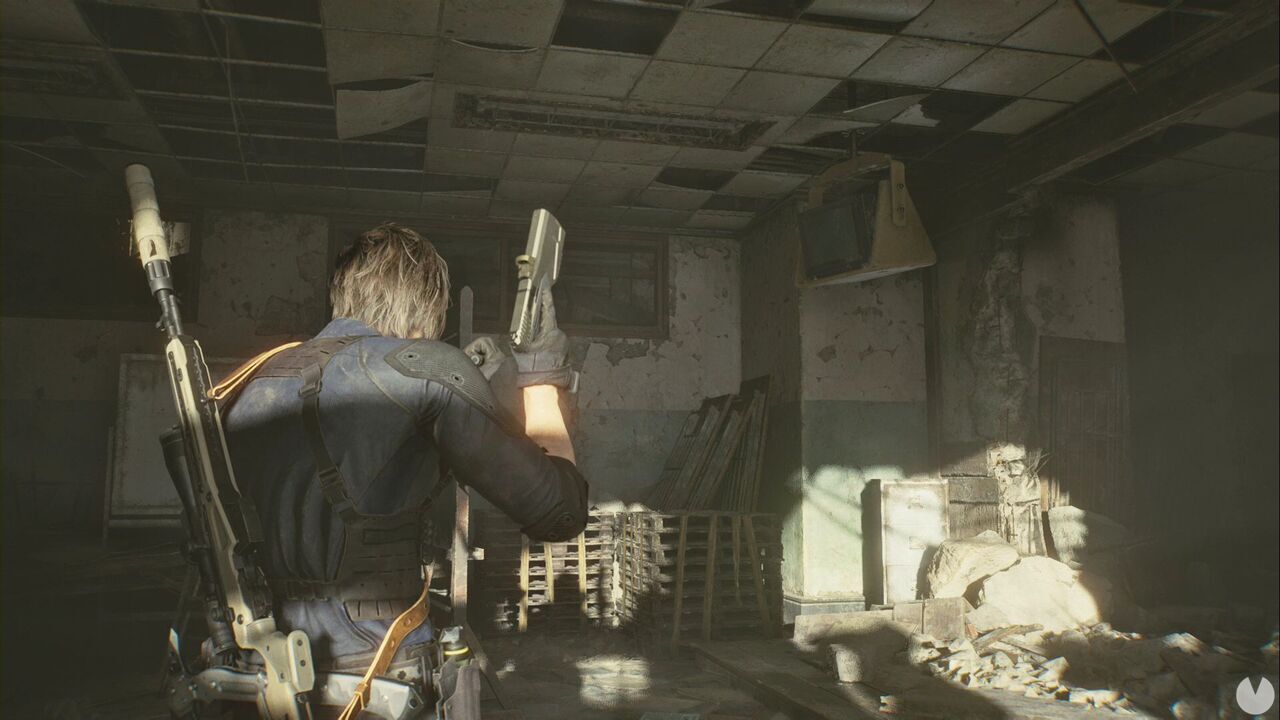 Resident Evil Requiem - R.P.D., location of the Locker Key on the television in the Operations Room
