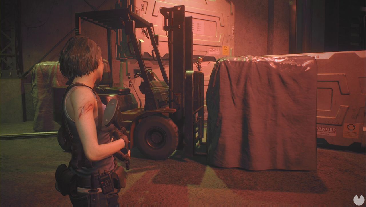Resident Evil 3 Remake - Mr. Charlie: Charlie inside the Hospital garage (Screenshot)