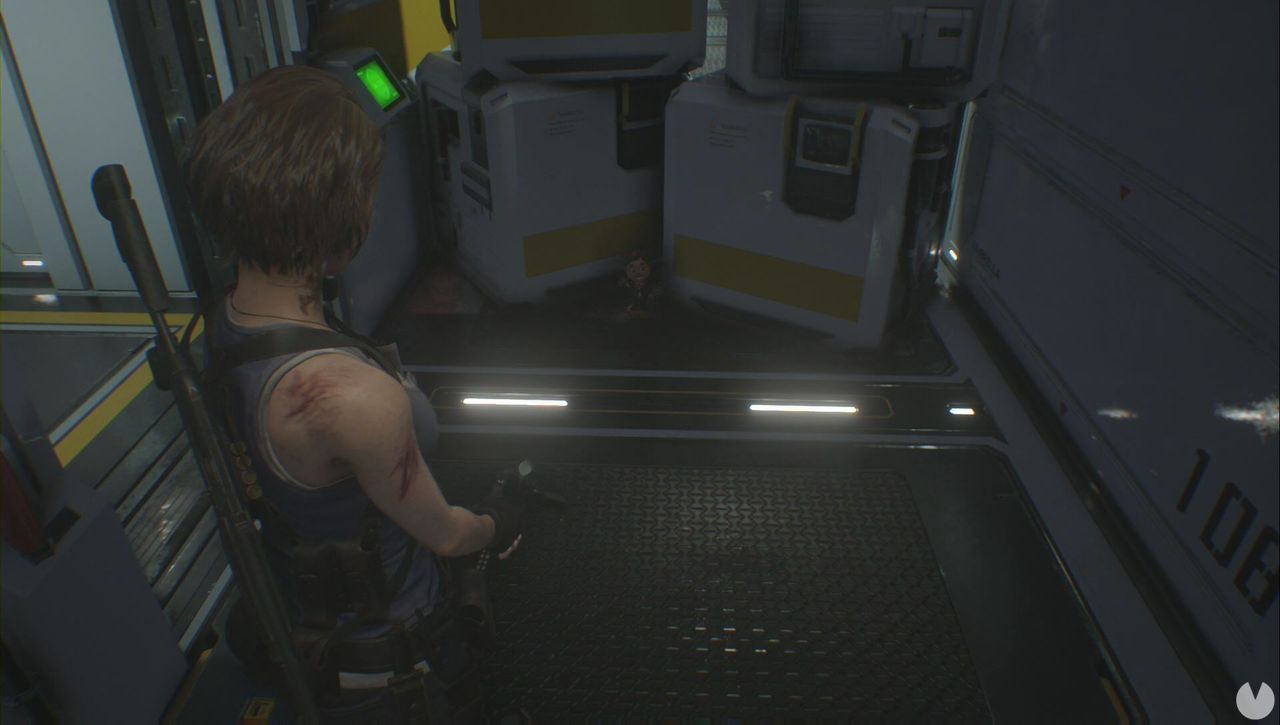 Resident Evil 3 Remake - Mr. Charlie: Charlie on the upper walkway in NEST 2 (Screenshot)