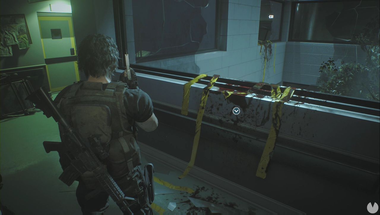 Resident Evil 3 Remake - Hospital (Carlos): window leading to the Courtyard