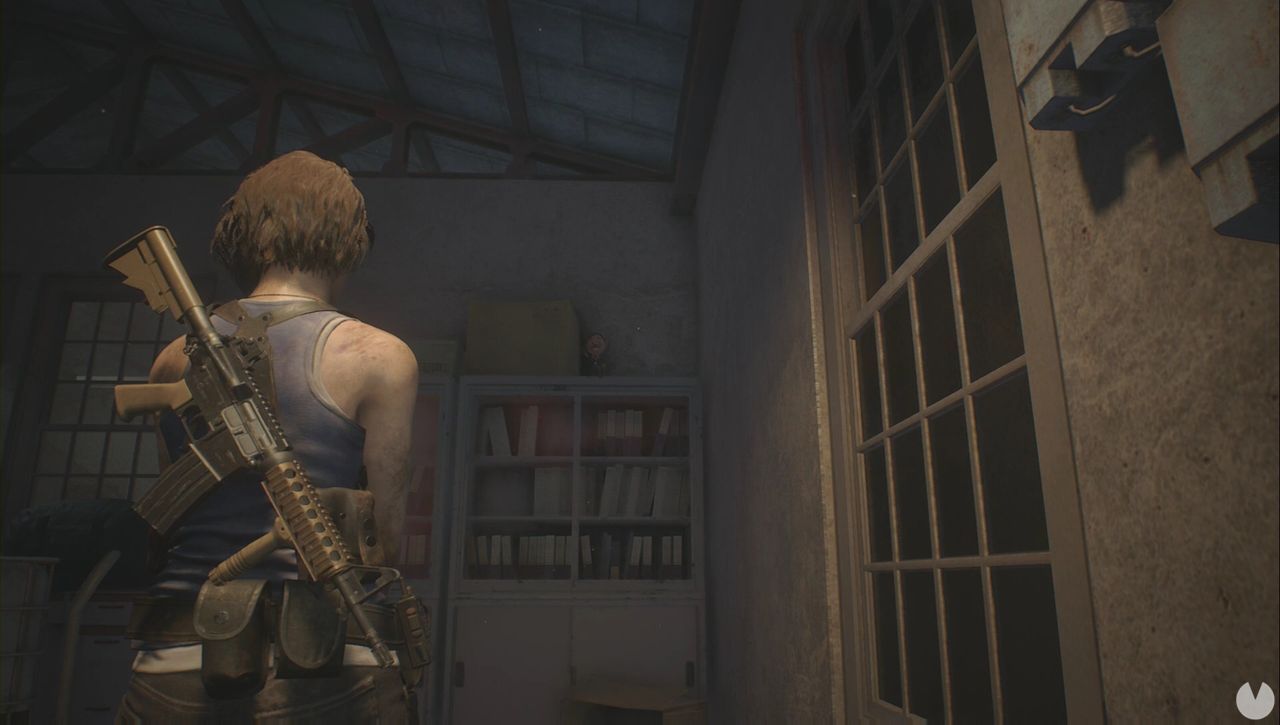 Resident Evil 3 Remake - Mr. Charlie: Charlie in the substation (Screenshot)