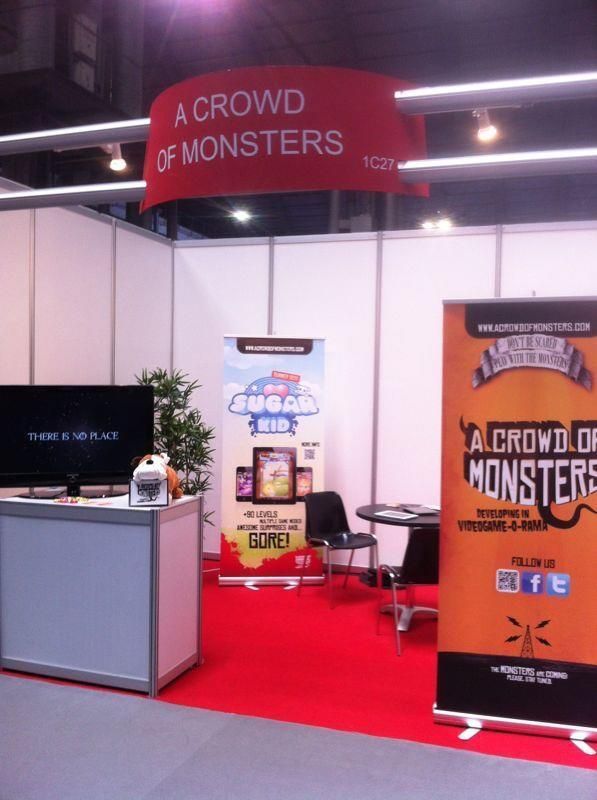 El primer estand en Gamelab de 'A Crowd of Monsters'.