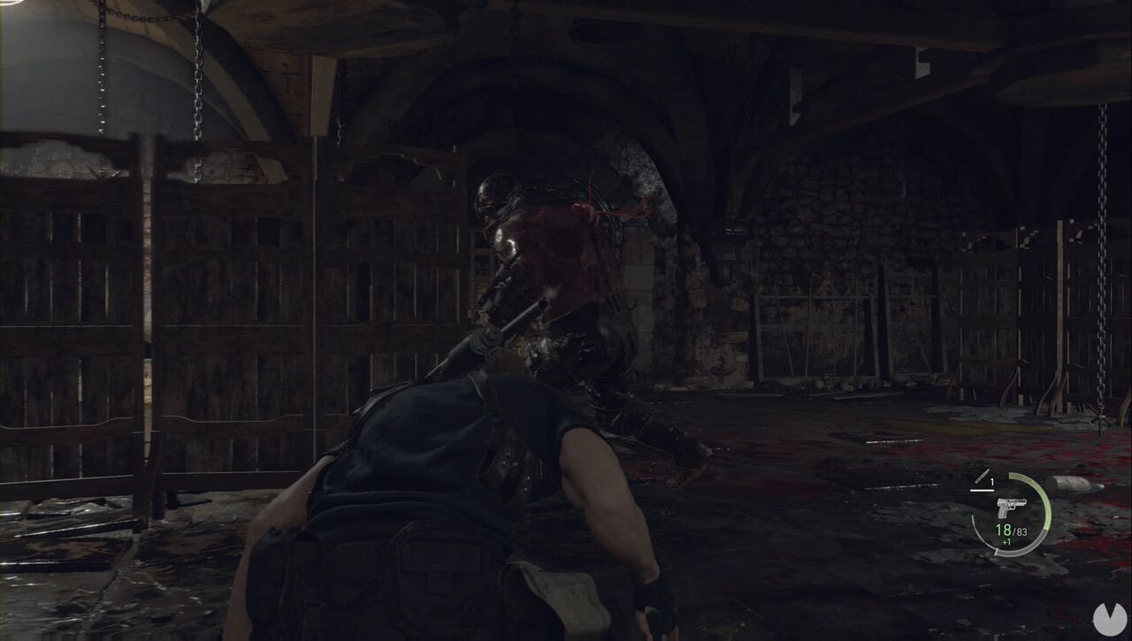 Resident Evil 4 Remake - Chapter 7: Leon crouches behind the Garrador
