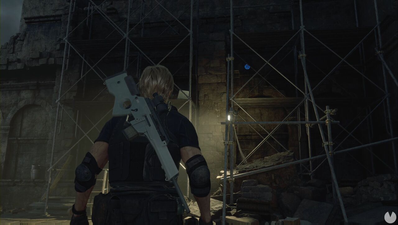 Resident Evil 4 Remake - Blue Medallions at the Cliffside Ruins: location of medallion #04