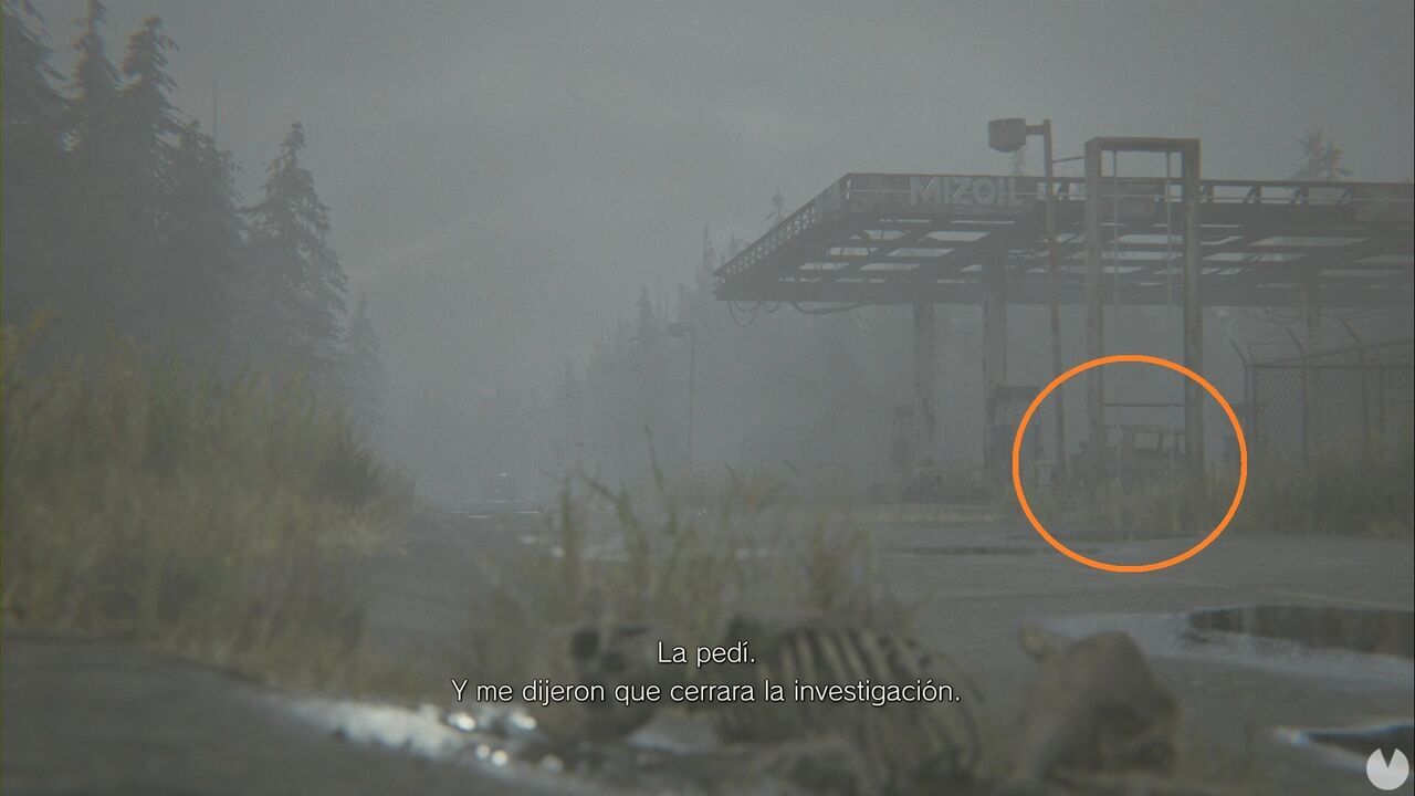 Resident Evil Requiem - Easter eggs, remains of Leon's jeep from the Resident Evil 2 Remake intro beside the road