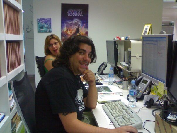 Parte de la redaccin de Revista Oficial Xbox 360.