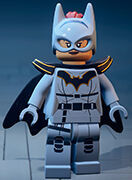 LEGO Batman: El Legado del Caballero Oscuro - Traje de Batgirl - Batman del futuro
