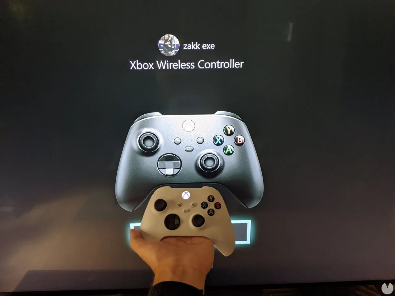 Así es el mando de Xbox Series X comparado con el de Xbox One - Vandal