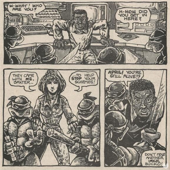 April O'Neil en el mismo panel que Baxter