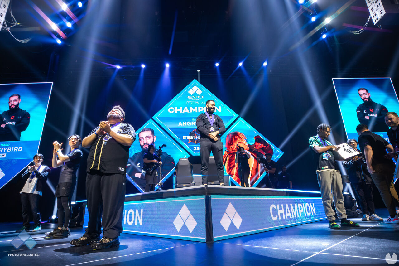 EVO 2023 Corona A Los Nuevos Campeones En Street Fighter 6 Tekken 7 evo-2023-corona-a-los-nuevos-campeones-en-street-fighter-6-tekken-7