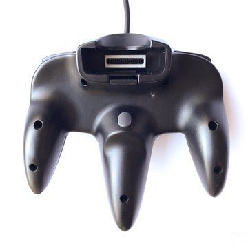 Encuentran y desarman un mando prototipo de Nintendo 64