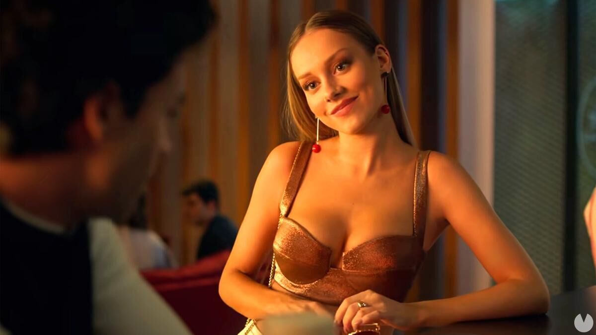 Ester Expósito desata su lado más sensual junto a Mirela Balic en 'El talento', su versión de